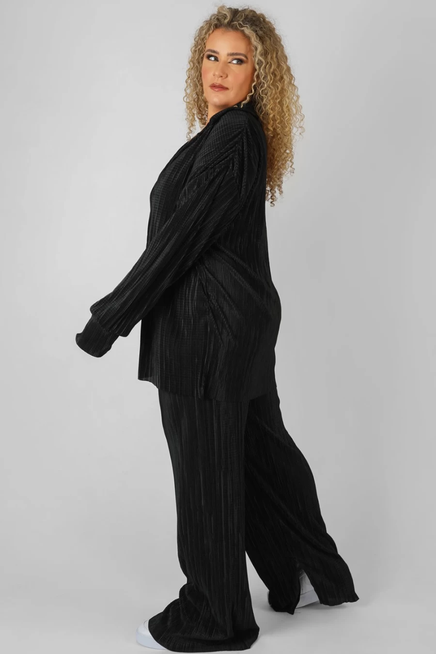"Public Desire Women's Black Curve Plisse Trousers – High-Waisted Stretch Pants"