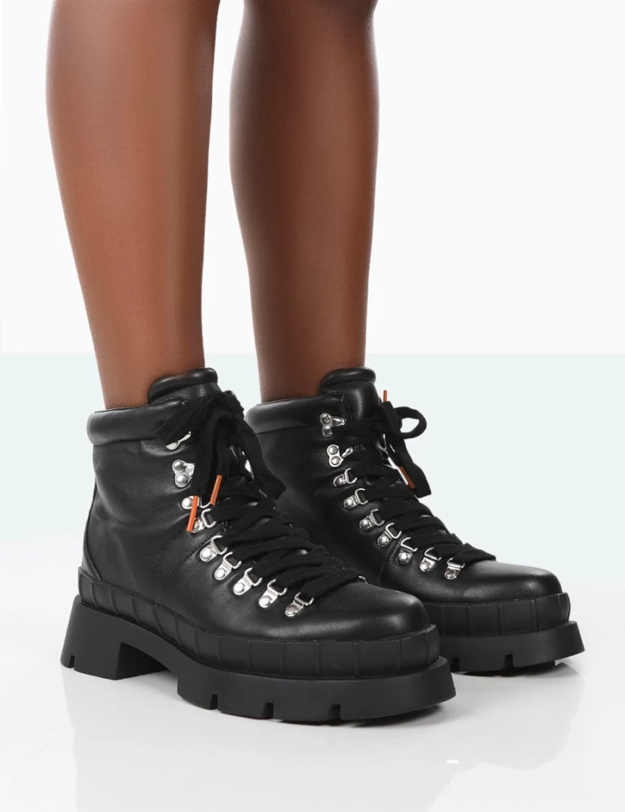 Public Desire Women's Black Hike There Chunky Sole Lace Up Winter Boots