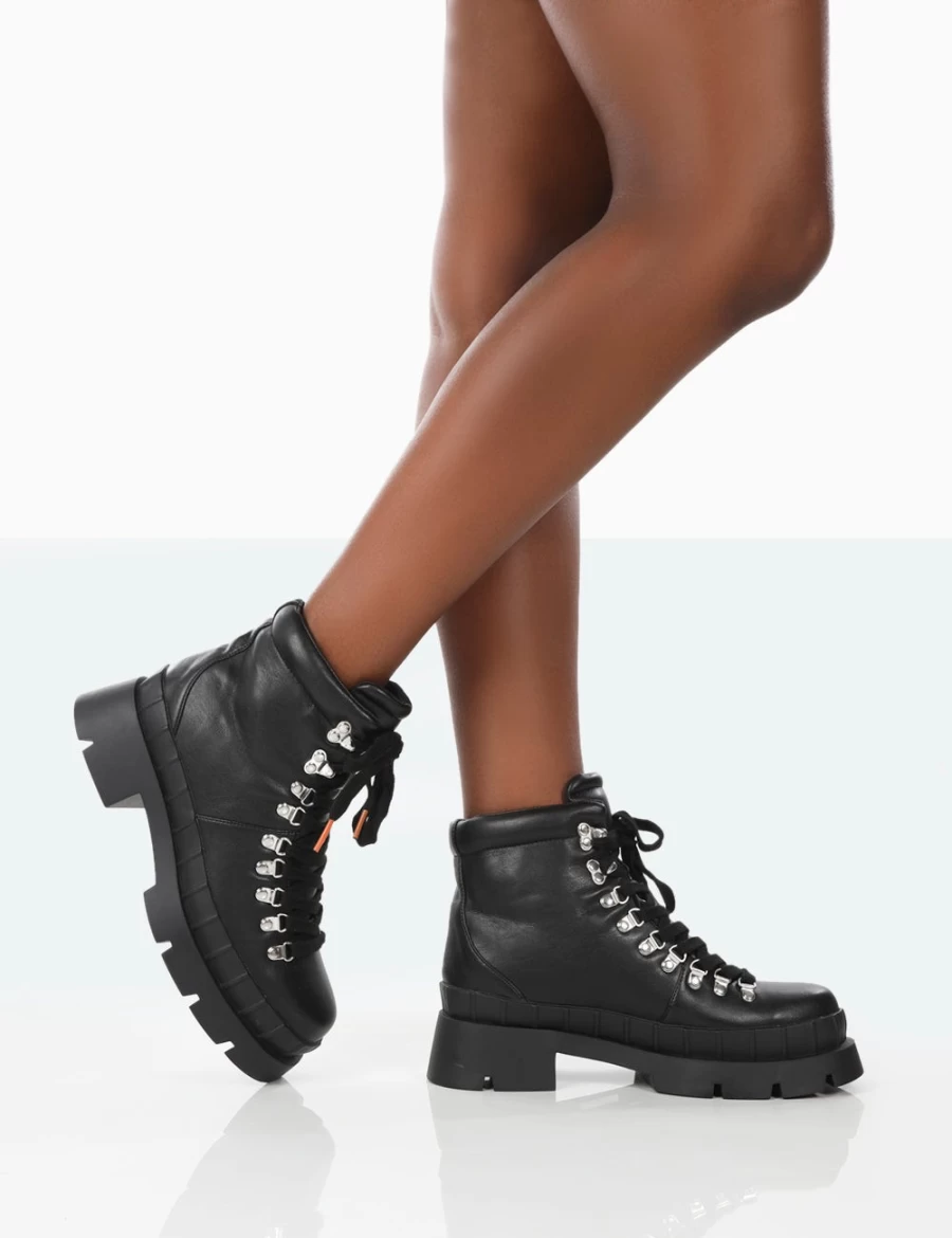 Public Desire Women's Black Hike There Chunky Sole Lace Up Winter Boots