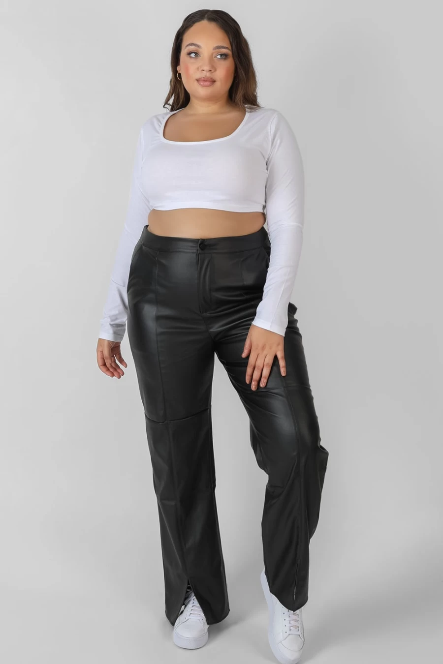 Public Desire Women's White Curve Scoop Neck Long Sleeve Crop Top